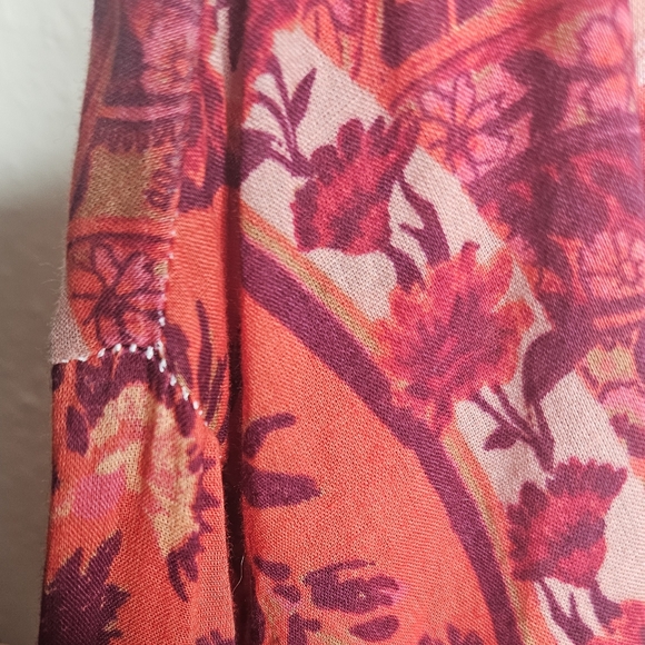 Free People Oversized Rose Bud Blouse, Size Small, GUC (Flaw) - Picture 8 of 11